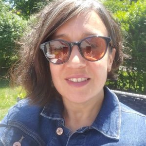 Meet your Posher, Thera